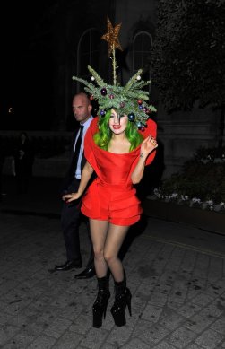 Lady-Gaga-Christmas-Tree-Outfit-London-2013